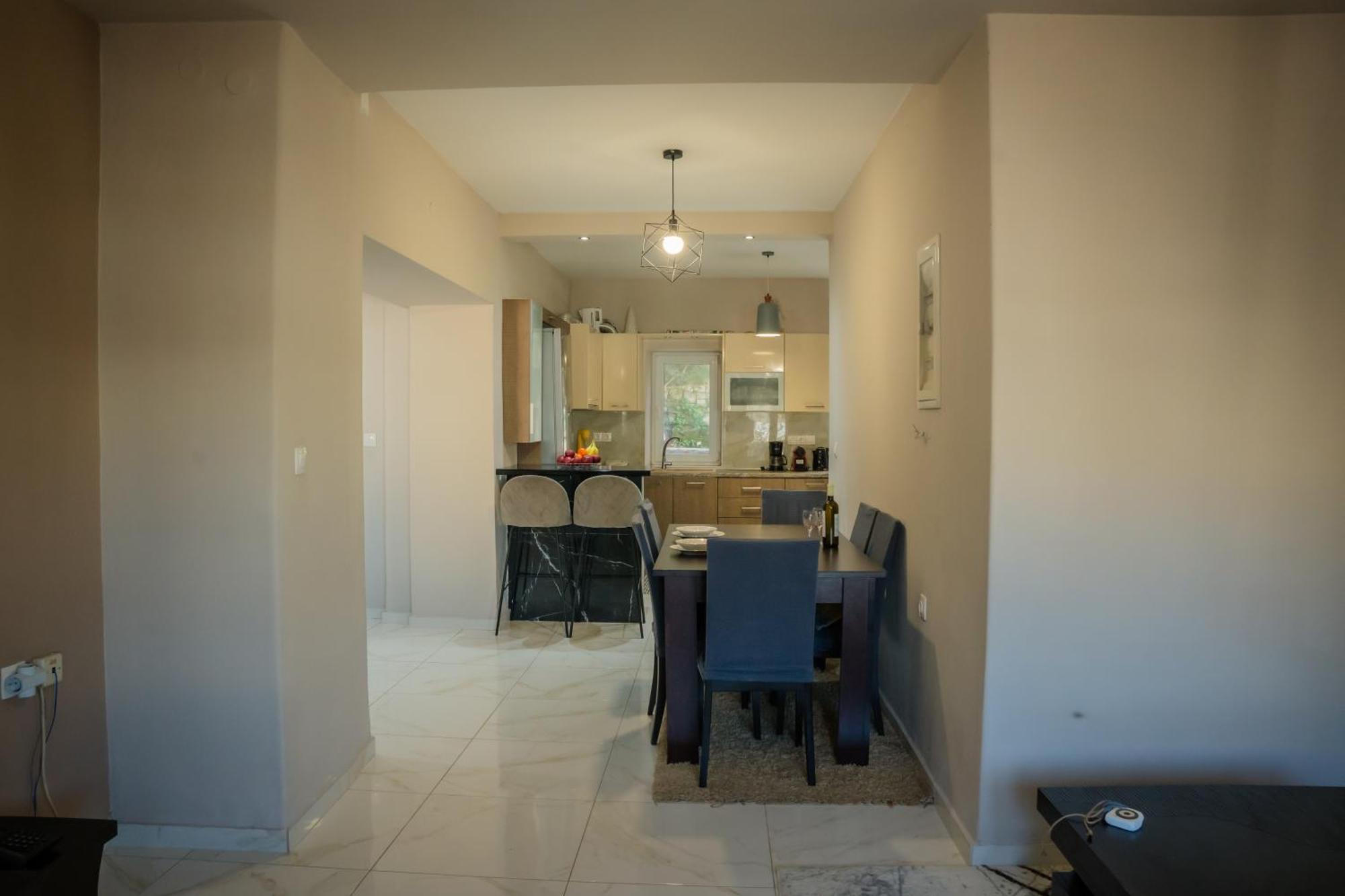 Oliana'S Luxury House Apartment Mantouki Luaran gambar