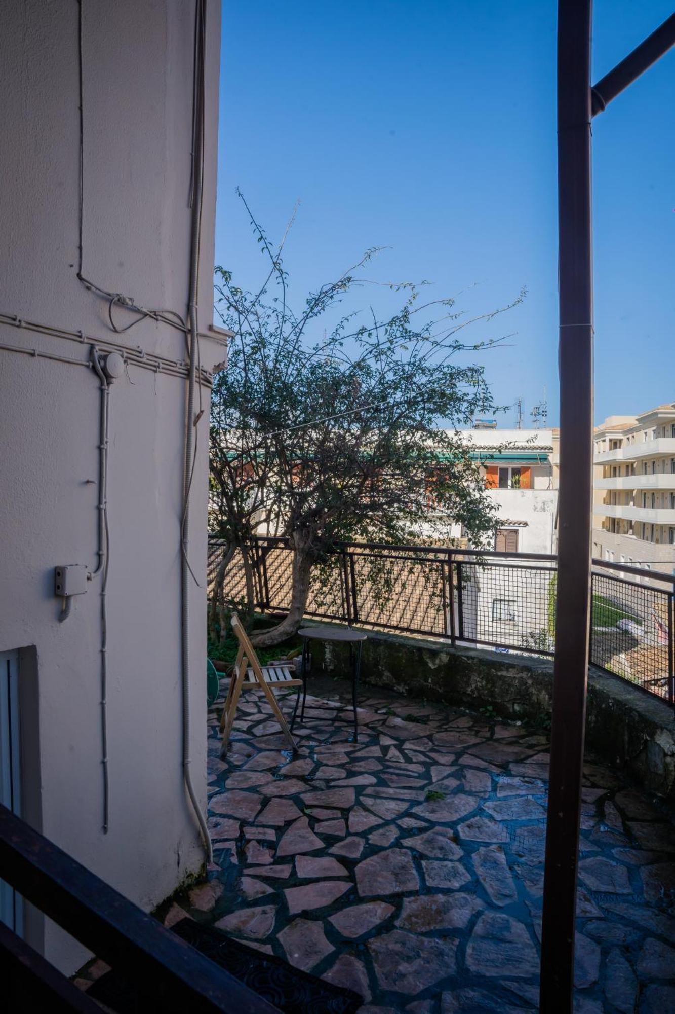 Oliana'S Luxury House Apartment Mantouki Luaran gambar